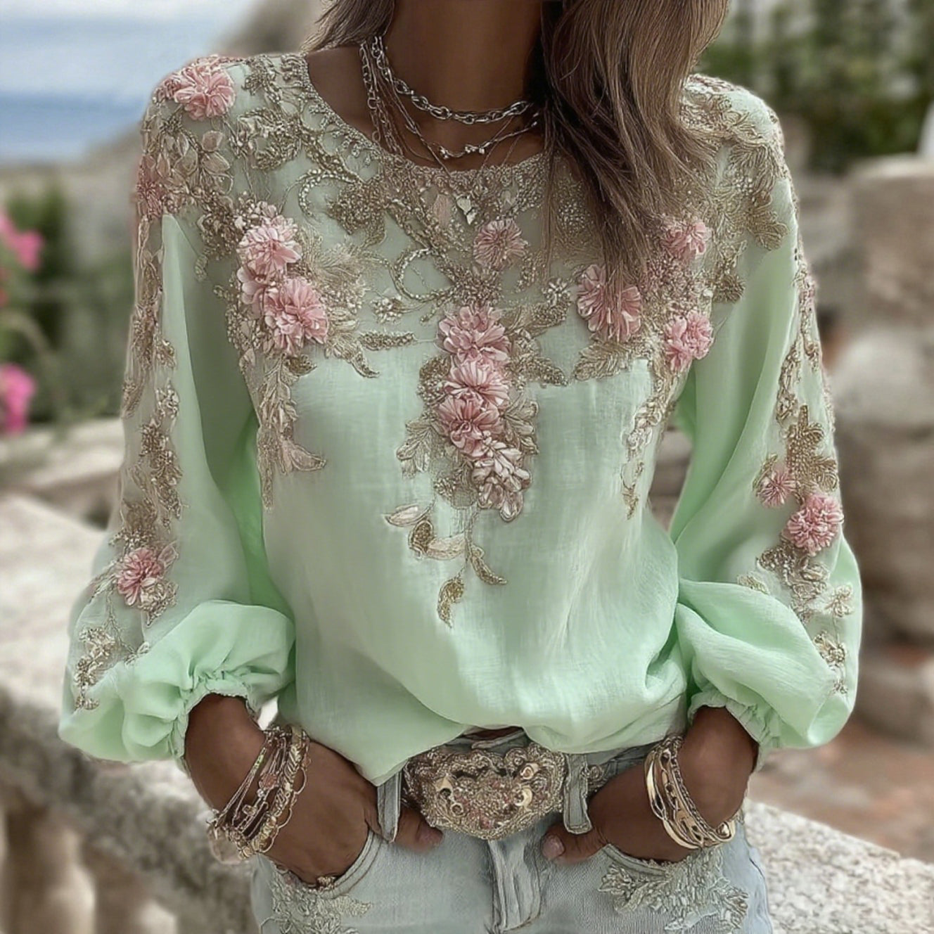 T-shirt da donna vintage in misto lino con ricamo rosa, collo rotondo e maniche lunghe