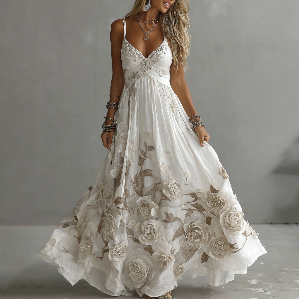 Robe longue à bretelles col en V brodée roses vintage pour femme