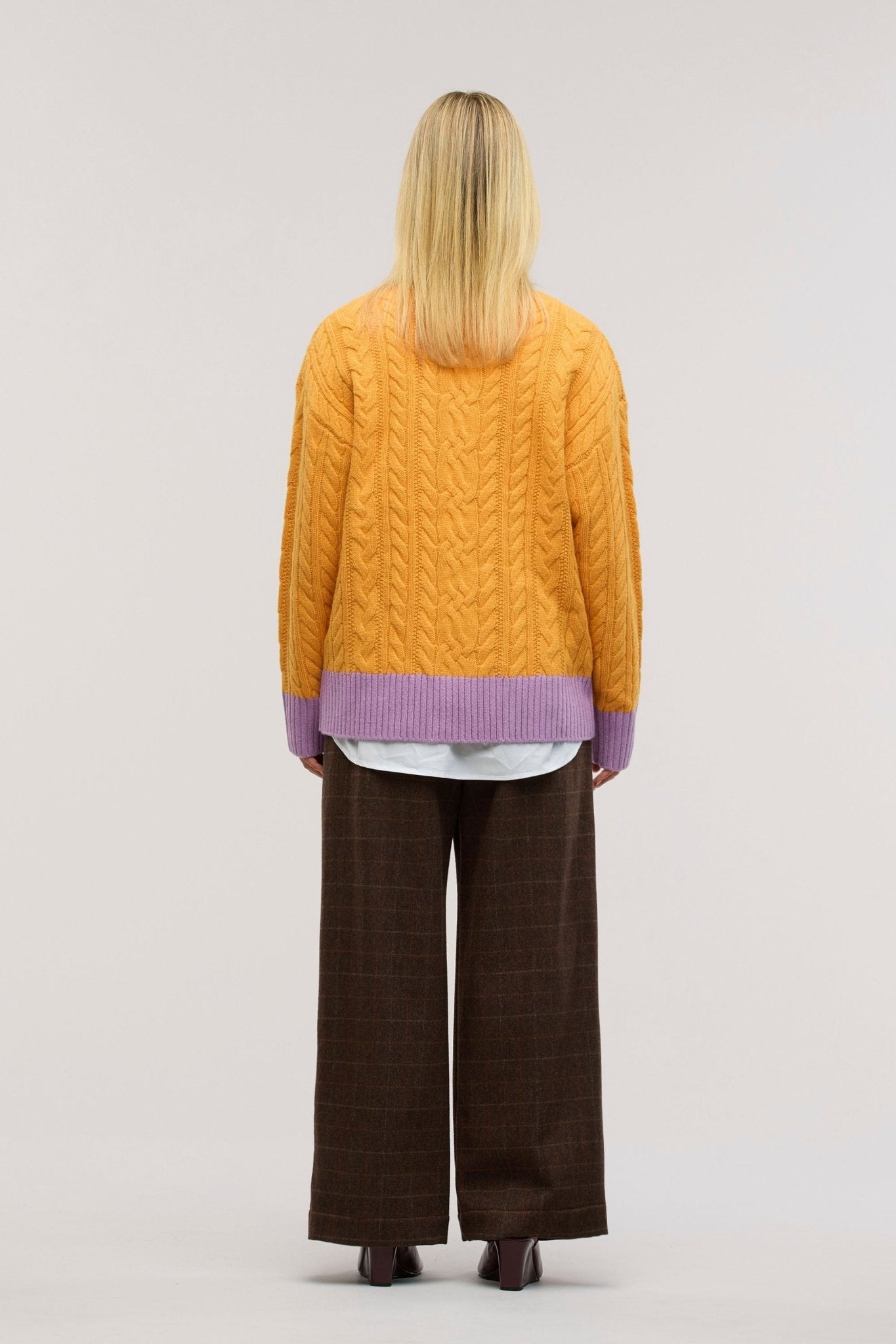 Pull en maille torsadée Halcyon
