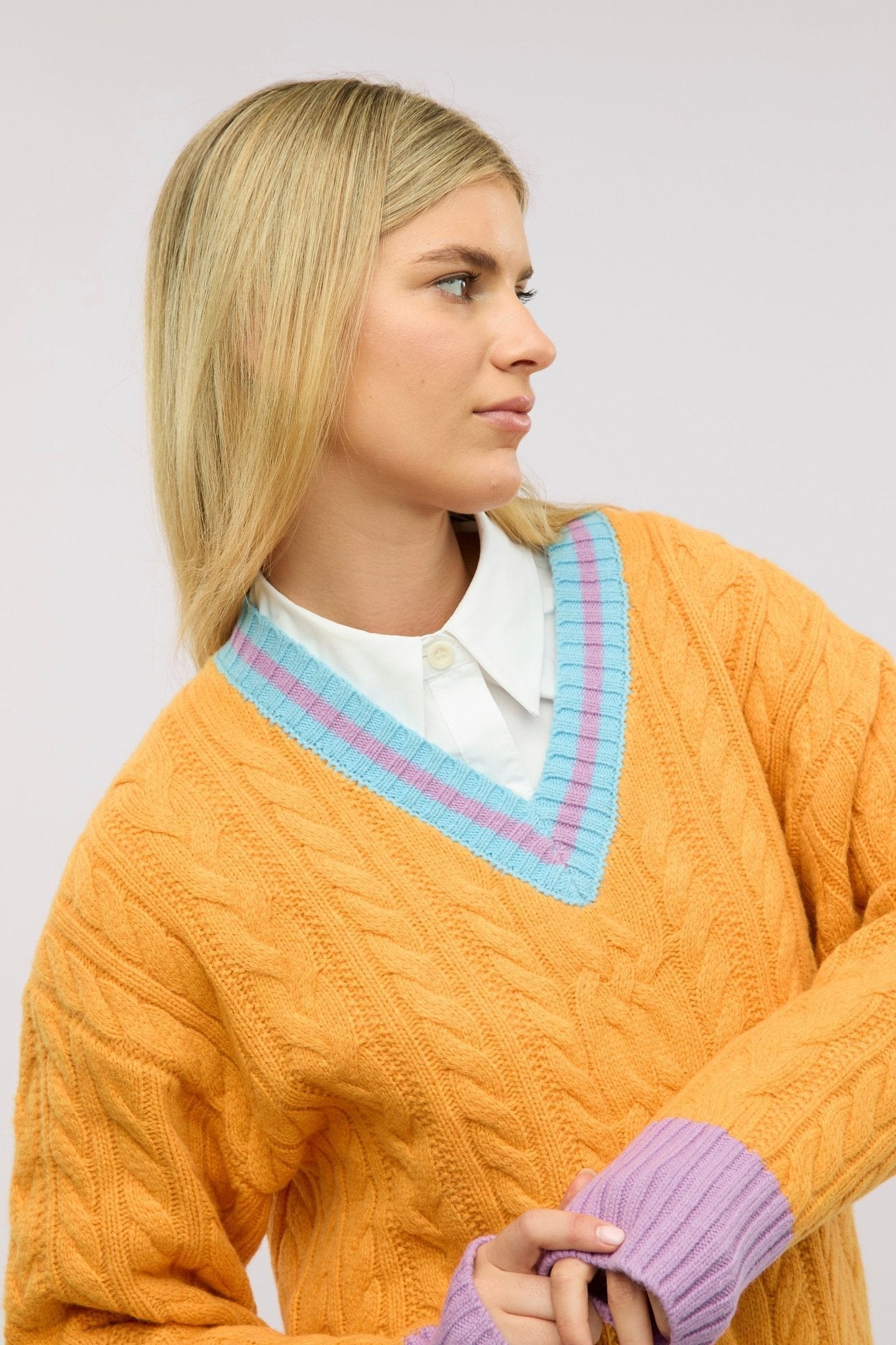 Pull en maille torsadée Halcyon